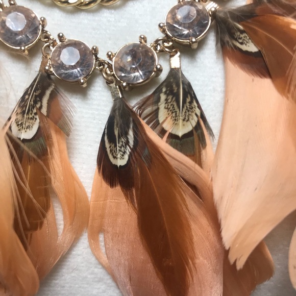 Big feather and diamond statement necklace - Picture 3 of 3